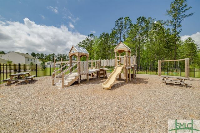 107 Skylark Road, Bloomingdale, GA 31302