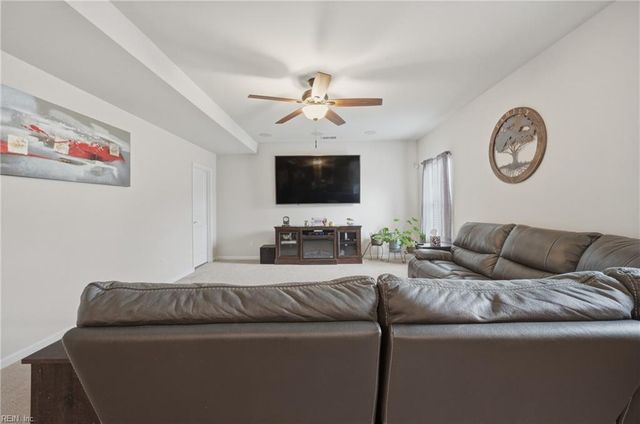 209 Farmington PL, Smithfield, VA 23430