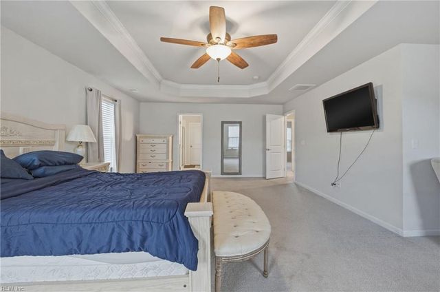 209 Farmington PL, Smithfield, VA 23430