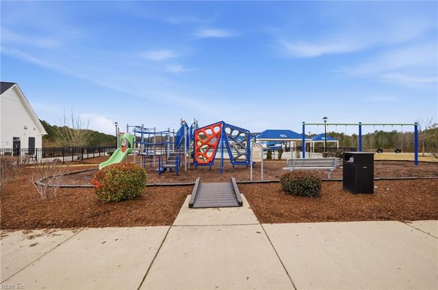 209 Farmington PL, Smithfield, VA 23430