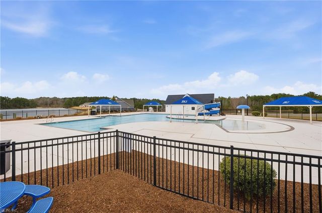 209 Farmington PL, Smithfield, VA 23430