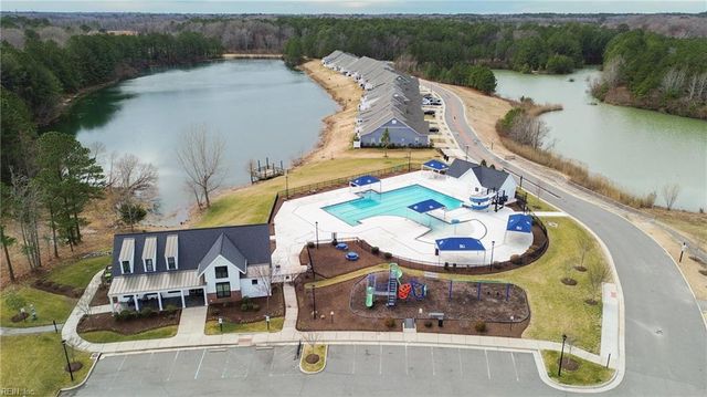 209 Farmington PL, Smithfield, VA 23430