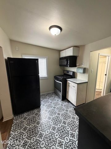 5917 316th Street, Toledo, OH 43611