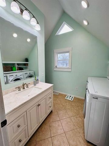 310 E Park Street, Yates Center, KS 66783