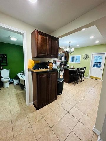 310 E Park Street, Yates Center, KS 66783