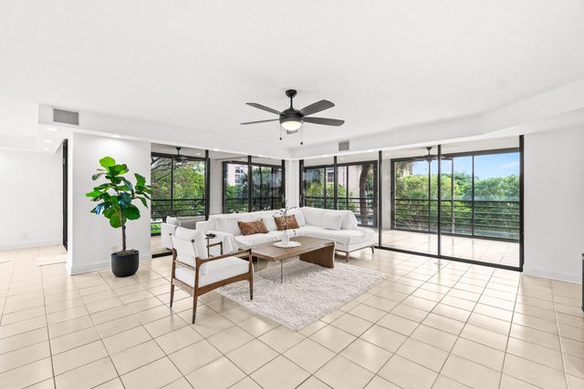 7201 E Promenade Drive 302, Boca Raton, FL 33433