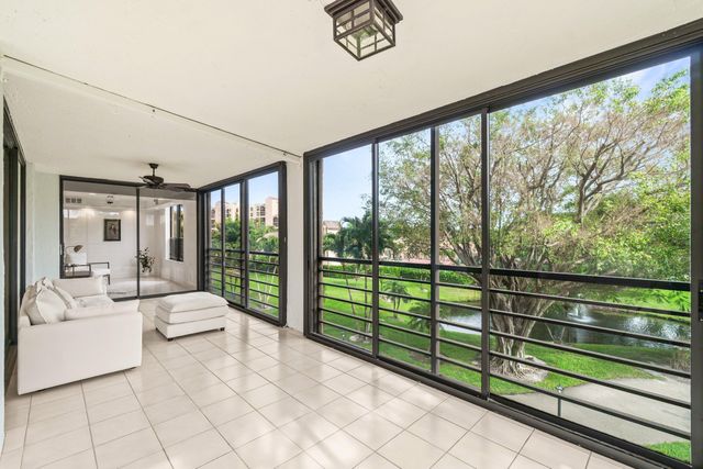 7201 E Promenade Drive 302, Boca Raton, FL 33433