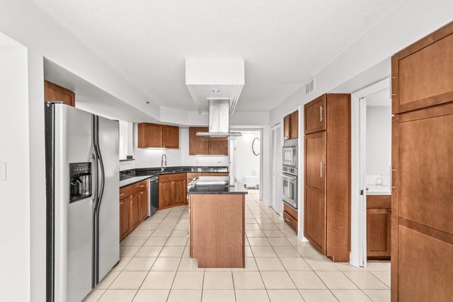 7201 E Promenade Drive 302, Boca Raton, FL 33433