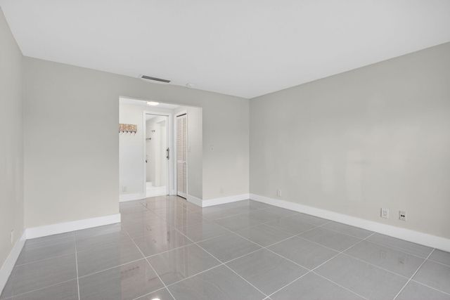 3212 NE 12th Street 204, Pompano Beach, FL 33062