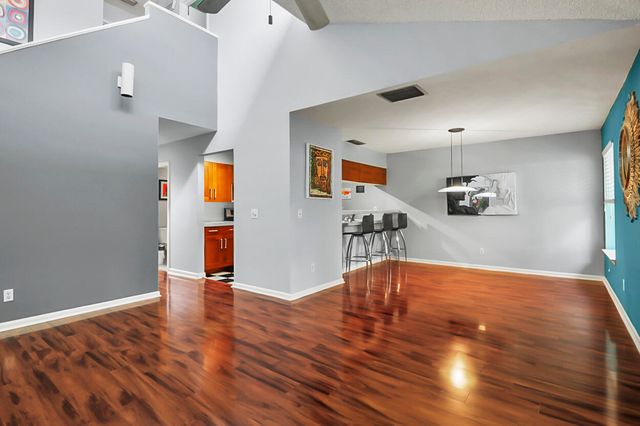 1679 SW Crossing Circle, Palm City, FL 34990