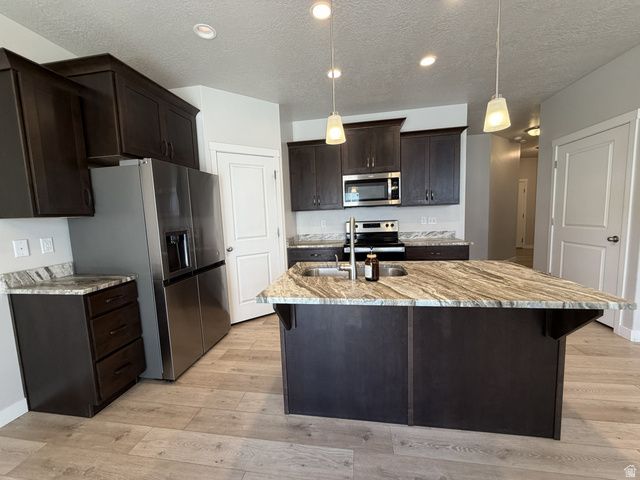 4114 W HARMONY DR, Lehi, UT 84043