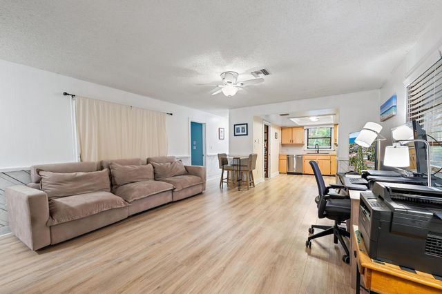 5654 SE Orange Blossom Trail, Hobe Sound, FL 33455