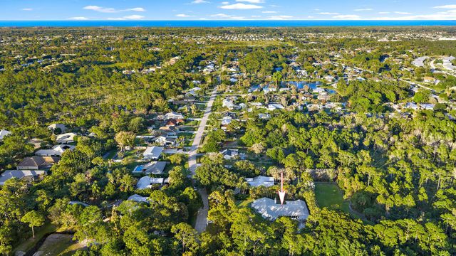 5654 SE Orange Blossom Trail, Hobe Sound, FL 33455