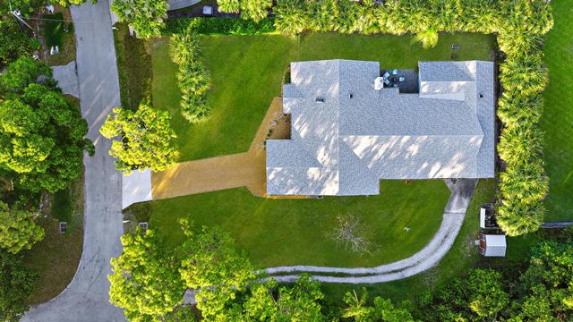 5654 SE Orange Blossom Trail, Hobe Sound, FL 33455