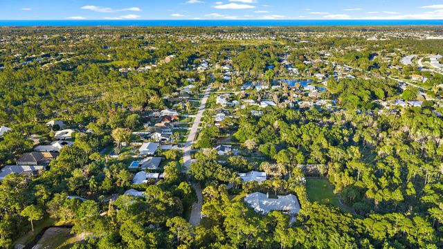 5654 SE Orange Blossom Trail, Hobe Sound, FL 33455