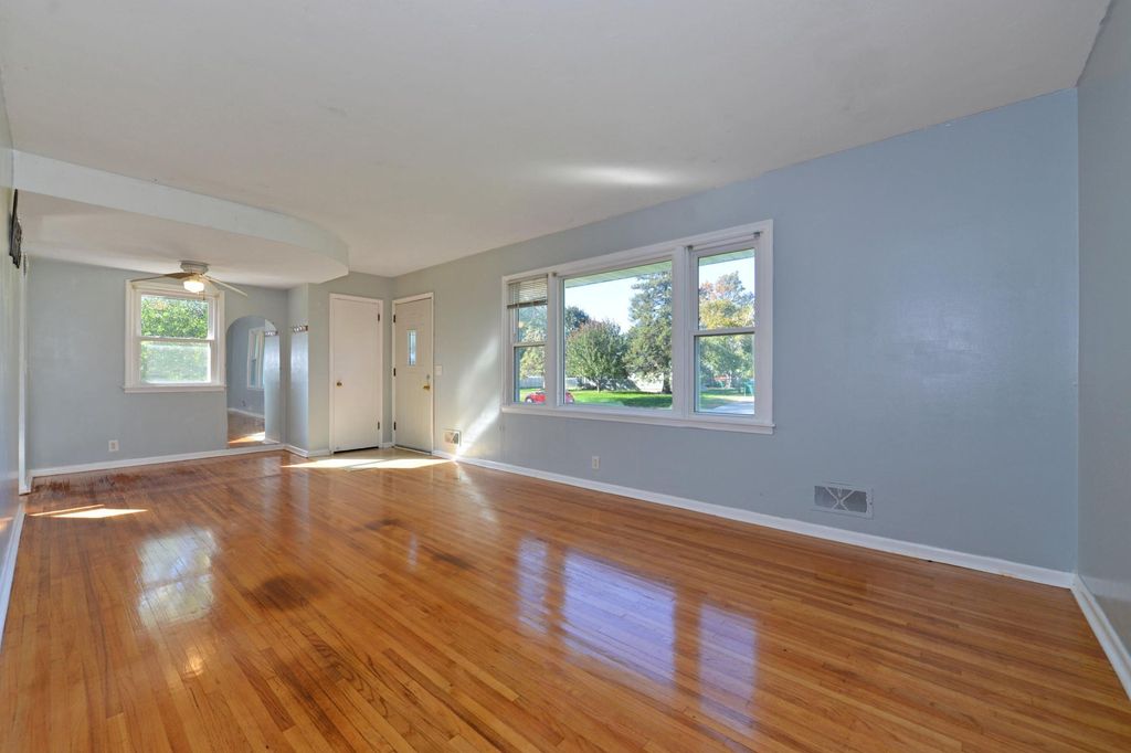 6806 Scott Avenue N, Brooklyn Center, MN 55429 — photo 3