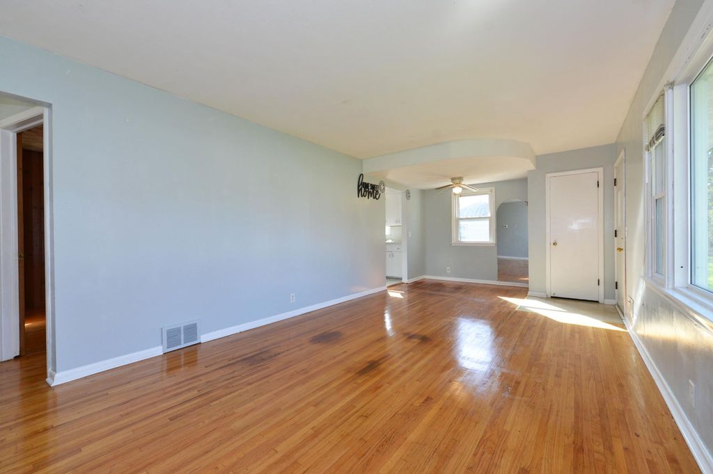 6806 Scott Avenue N, Brooklyn Center, MN 55429 — photo 5