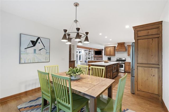 5622 Suwanee Road, Fairway, KS 66205
