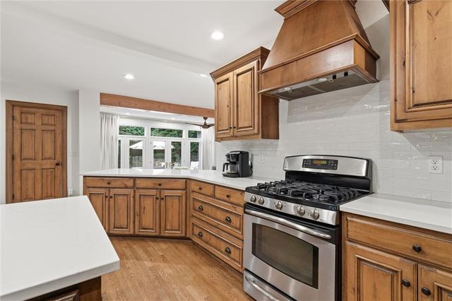 5622 Suwanee Road, Fairway, KS 66205