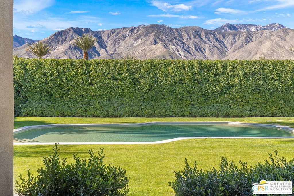 Image 2 of property listing at 38087 E Maracaibo Circle, Palm Springs, CA 92264