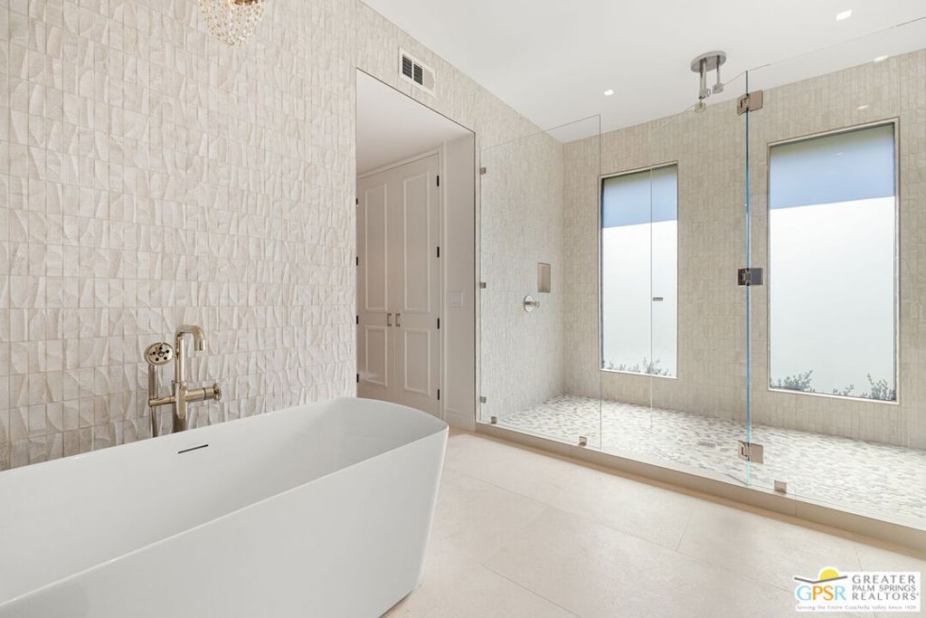 Image 25 of property listing at 38087 E Maracaibo Circle, Palm Springs, CA 92264