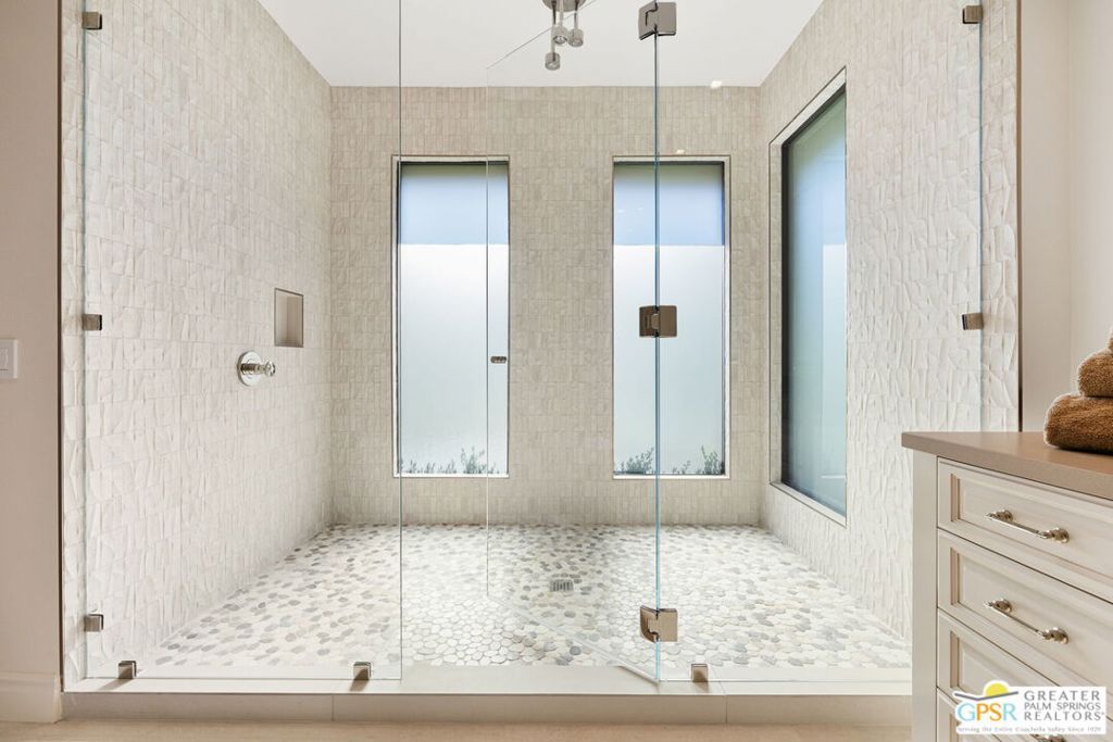 Image 26 of property listing at 38087 E Maracaibo Circle, Palm Springs, CA 92264