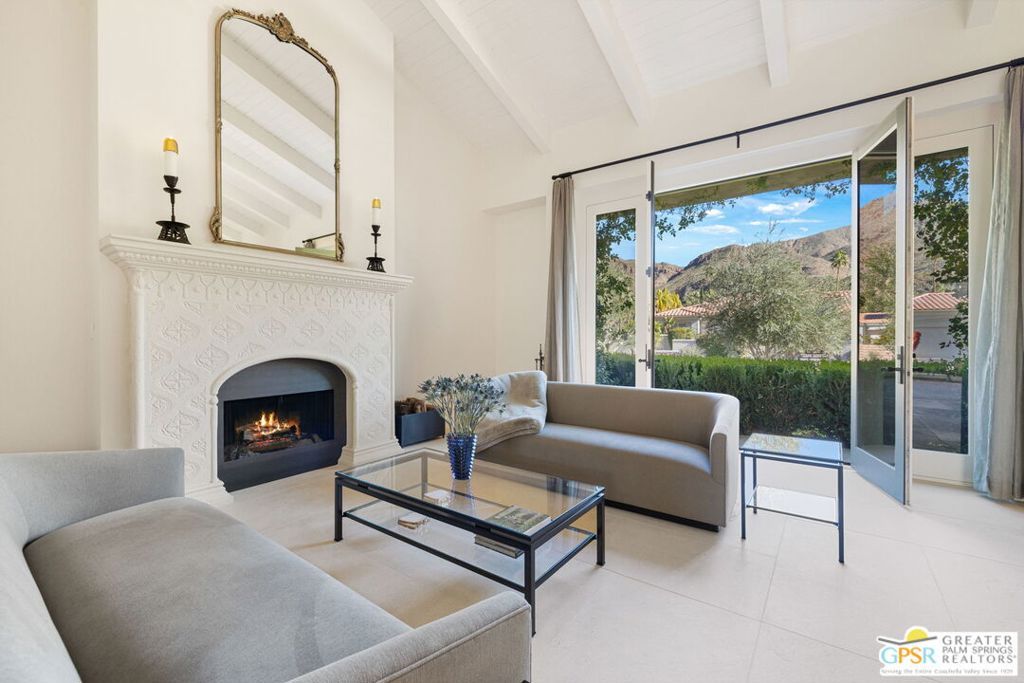 Image 7 of property listing at 38087 E Maracaibo Circle, Palm Springs, CA 92264