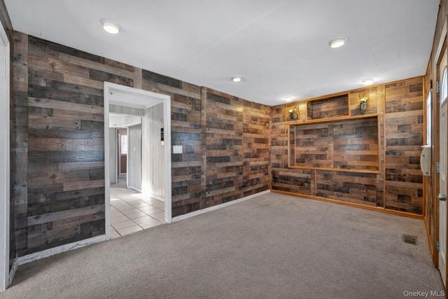 12 Hackensack Road, Mastic Beach, NY 11951