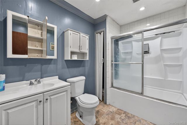 12 Hackensack Road, Mastic Beach, NY 11951