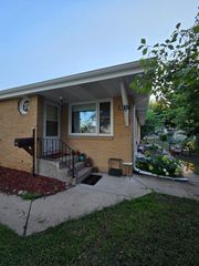 4229 Unity Avenue N, Robbinsdale, MN 55422