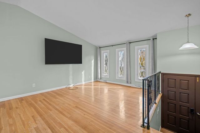 400 Cole Farm Road, Warwick, RI 02889