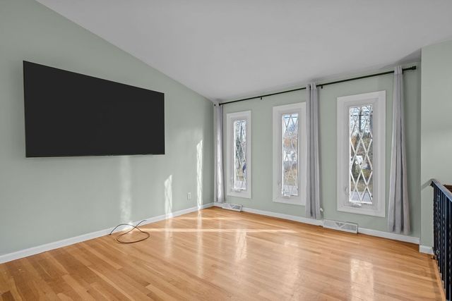 400 Cole Farm Road, Warwick, RI 02889