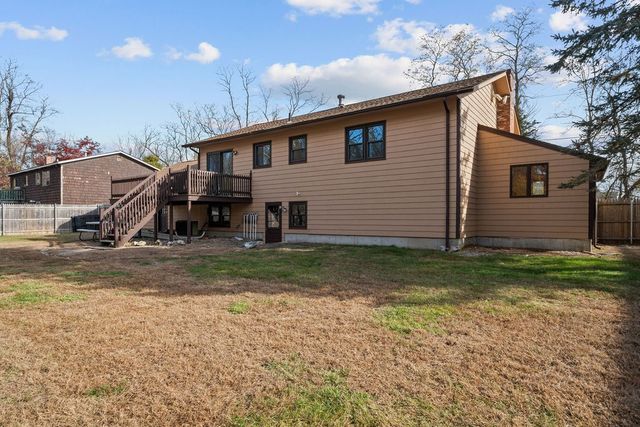 400 Cole Farm Road, Warwick, RI 02889