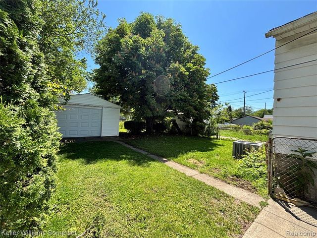 7028 Studebaker Avenue, Warren, MI 48091