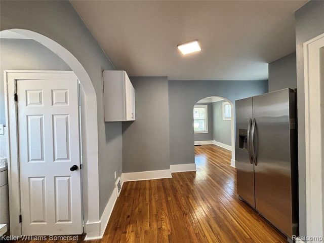 7028 Studebaker Avenue, Warren, MI 48091