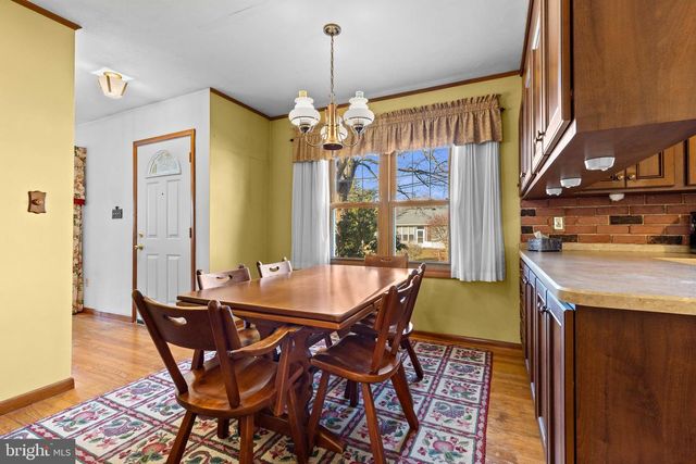 1443 WANDA LN, Harrisburg, PA 17109