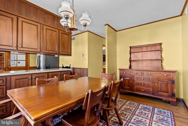 1443 WANDA LN, Harrisburg, PA 17109