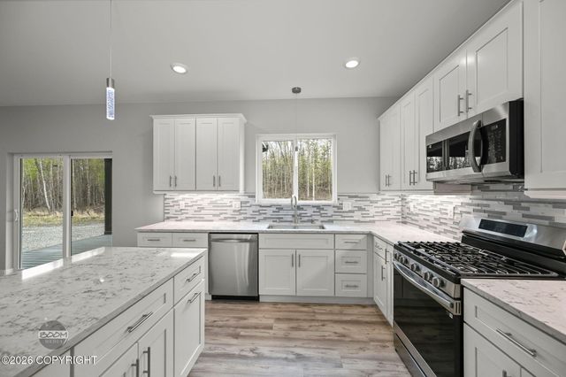 3120 W Wintergreen Drive, Wasilla, AK 99623