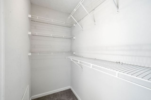 9127 Versailles Rd, Rockvale, TN 37153