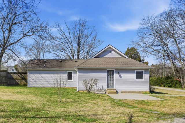 9127 Versailles Rd, Rockvale, TN 37153