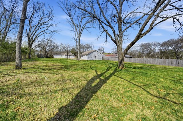 9127 Versailles Rd, Rockvale, TN 37153
