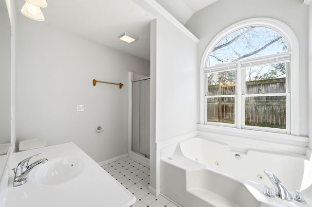 9127 Versailles Rd, Rockvale, TN 37153