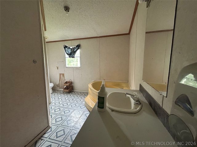 21 Polk Circle, Pryor, OK 74361