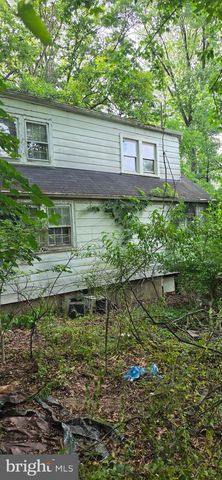 3806 JAMES ST, Suitland, MD 20746