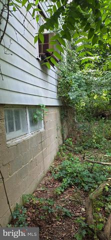 3806 JAMES ST, Suitland, MD 20746