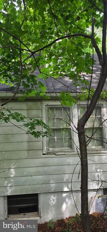 3806 JAMES ST, Suitland, MD 20746