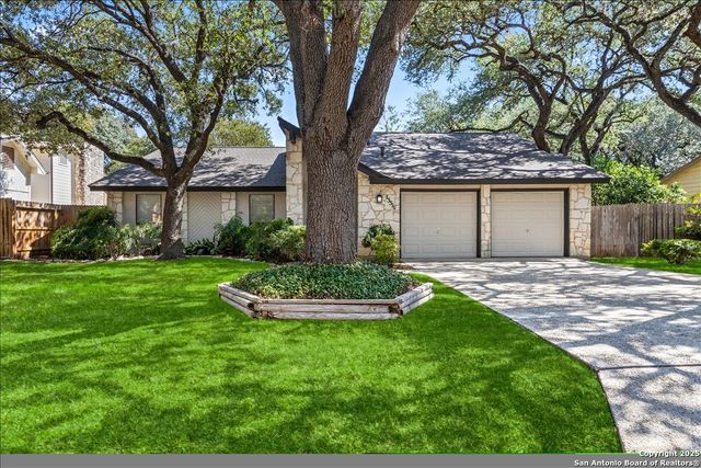 15511 Elm Park, San Antonio, TX 78247
