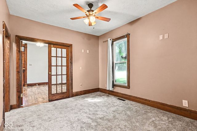 513 W 5th Street, Rochester, IN 46975