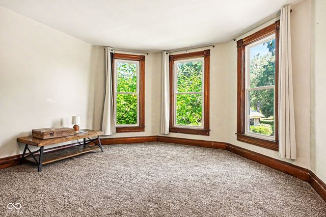 513 W 5th Street, Rochester, IN 46975