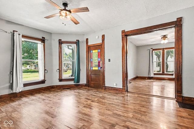 513 W 5th Street, Rochester, IN 46975